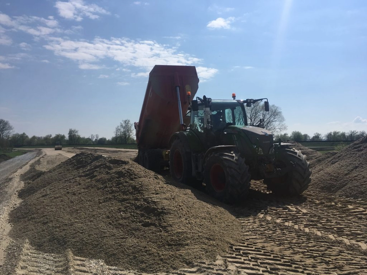 Lohnunternehmen Horak - Forst & Landwirtschaftliches - Traktor