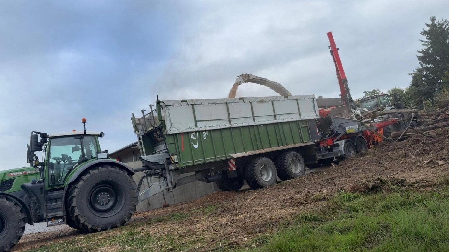 Lohnunternehmen Horak - Forst & Landwirtschaftliches - Holzhacker