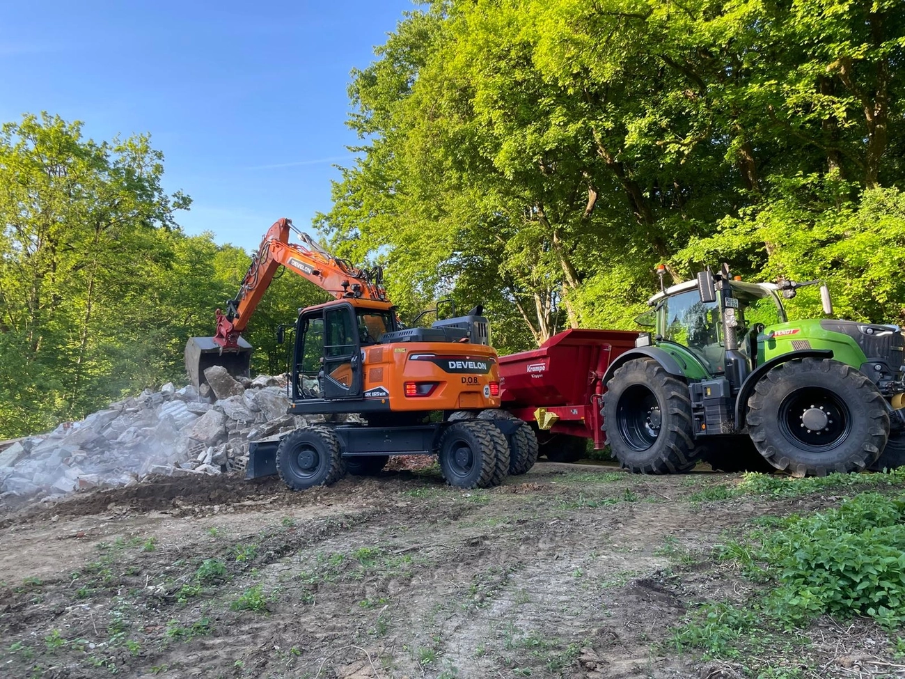 Lohnunternehmen Horak - Forst & Landwirtschaftliches - Erd- & Kiesmulde